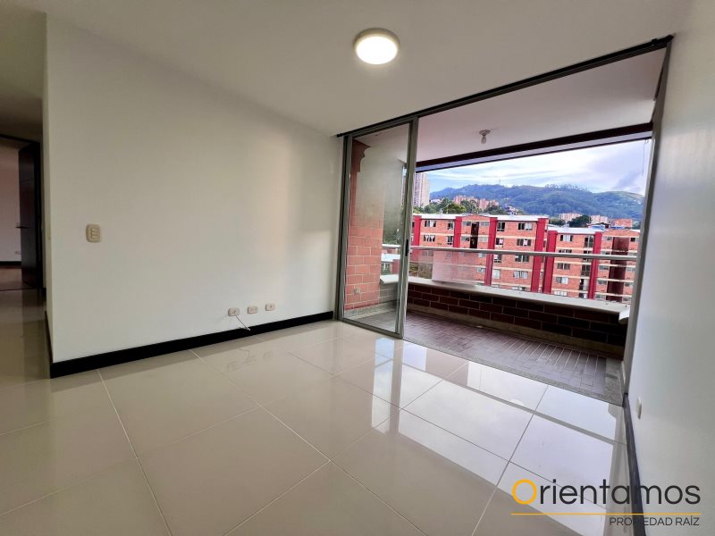 Apartamento disponible para el arriendo en Envigado el codigo es 20281 foto numero 3
