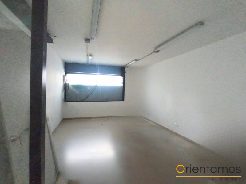 Local para el arriendo en Envigado - Alcala el codigo es 20142 foto numero 2