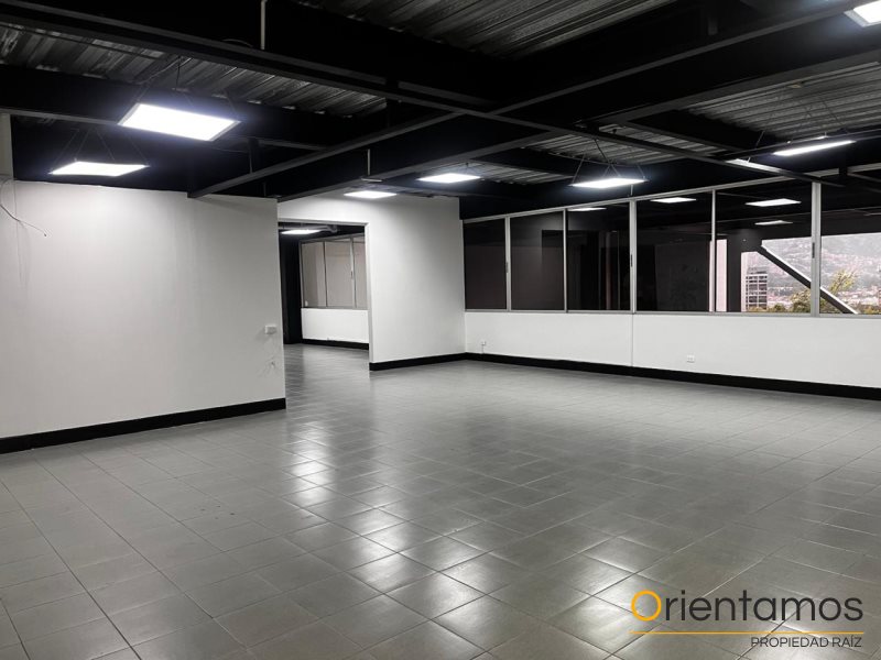 Oficina disponible para el arriendo en Medellín el codigo es 13863 foto numero 2