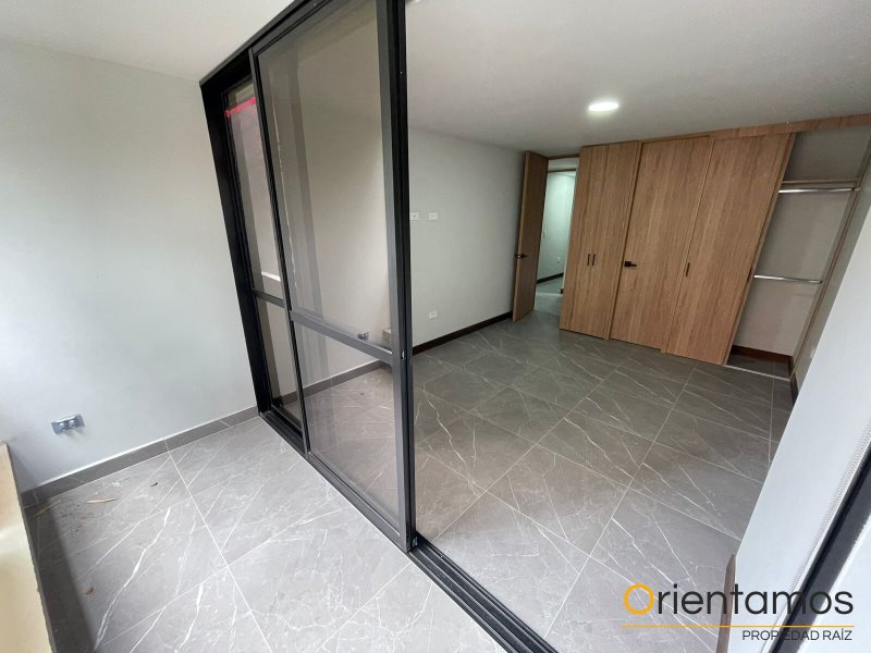 Apartamento disponible para el arriendo en Envigado el codigo es 19285 foto numero 14