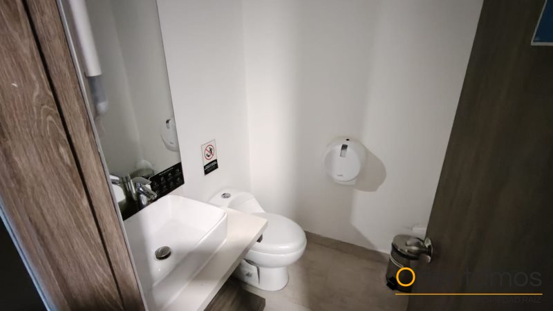 Oficina disponible para el arriendo en Medellín el codigo es 20483 foto numero 5