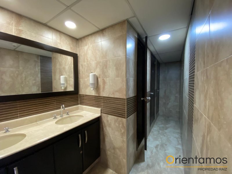 Oficina disponible para el arriendo en Medellín el codigo es 20515 foto numero 6