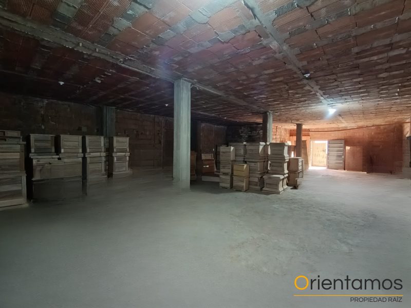 Bodega disponible para el arriendo en Medellín el codigo es 19961 foto numero 2