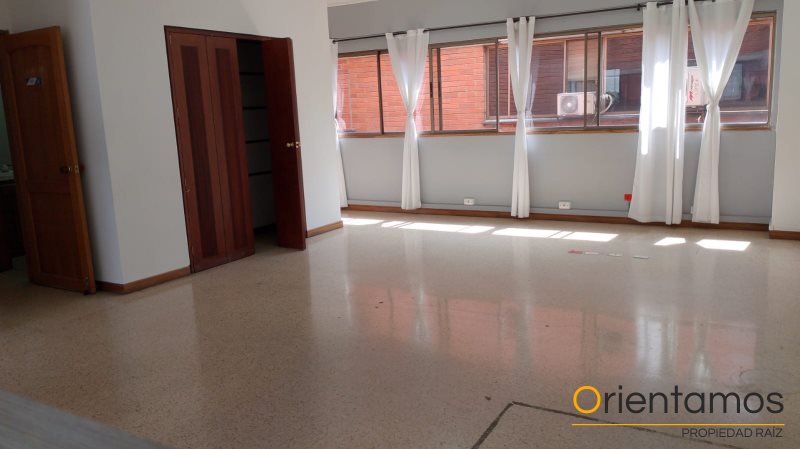 Oficina disponible para el arriendo en Medellín el codigo es 19250 foto numero 7