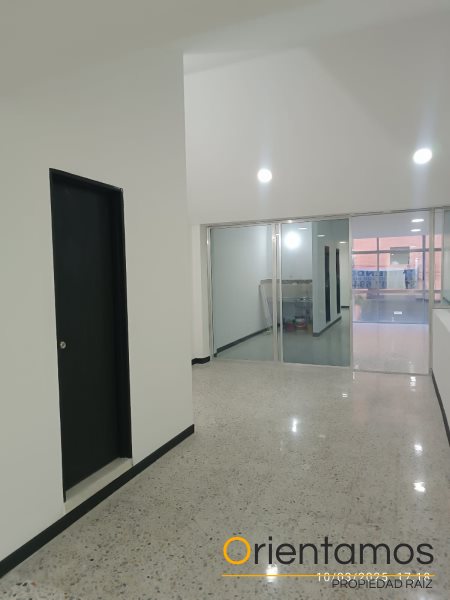 Oficina-Local disponible para el arriendo en Medellín el codigo es 20091 foto numero 7