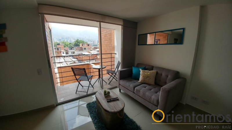 Apartamento disponible para el arriendo en Medellin el codigo es 16730 foto numero 2