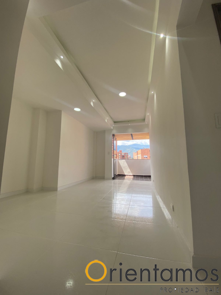 Apartamento disponible para la venta en Medellin el codigo es 17465 foto numero 3