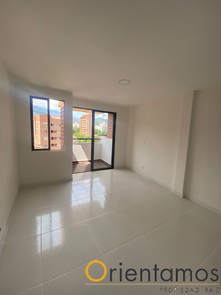 Apartamento disponible para la venta en Medellin el codigo es 17465 foto numero 2