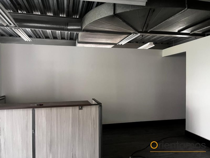 Oficina disponible para el arriendo en Medellín el codigo es 20533 foto numero 3