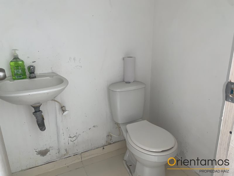 Local disponible para venta o arriendo en Envigado el codigo es 20486 foto numero 4