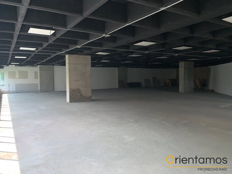 Local disponible para venta o arriendo en Envigado el codigo es 20486 foto numero 12