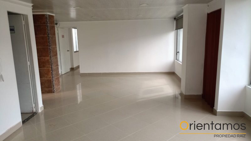 Oficina para el arriendo en Medellín - La 80 el codigo es 16584 foto numero 4