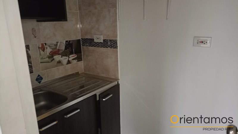 Oficina para el arriendo en Medellín - La 80 el codigo es 16584 foto numero 15