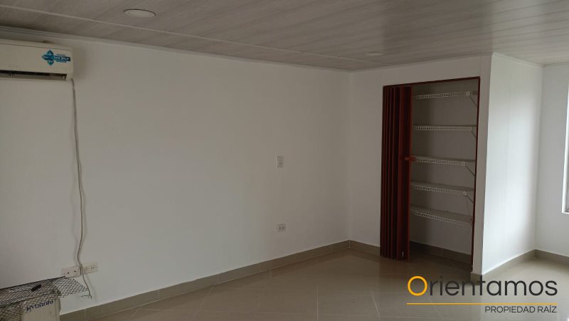 Oficina para el arriendo en Medellín - La 80 el codigo es 16584 foto numero 11