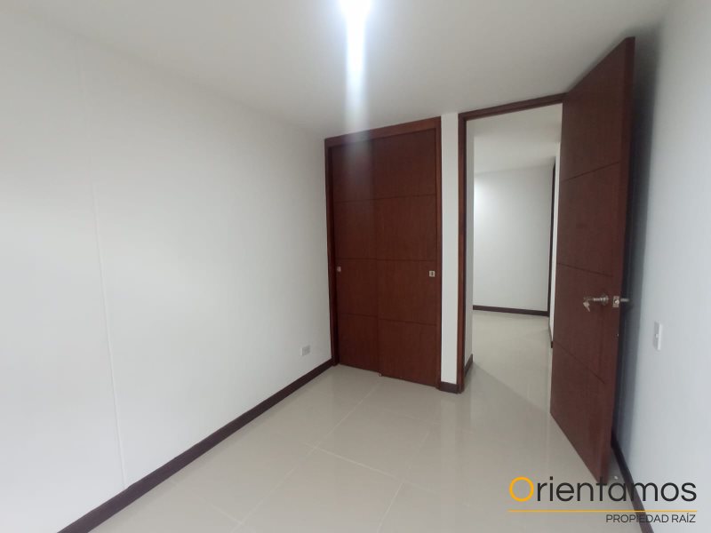Apartamento disponible para el arriendo en Envigado el codigo es 20254 foto numero 13