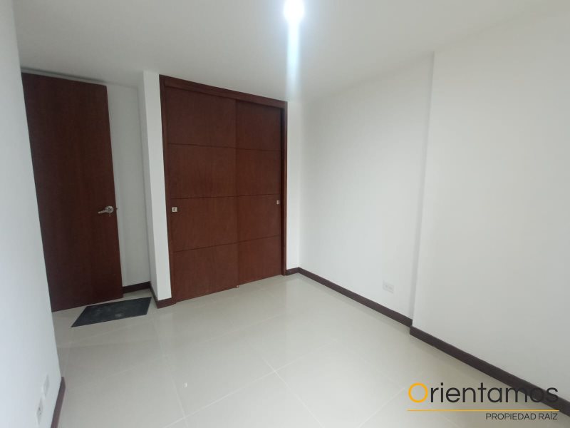 Apartamento disponible para el arriendo en Envigado el codigo es 20254 foto numero 14