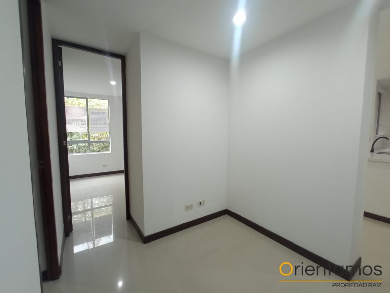 Apartamento disponible para el arriendo en Envigado el codigo es 20254 foto numero 12