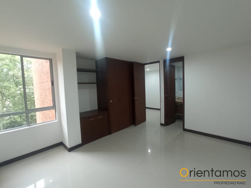 Apartamento disponible para el arriendo en Envigado el codigo es 20254 foto numero 18