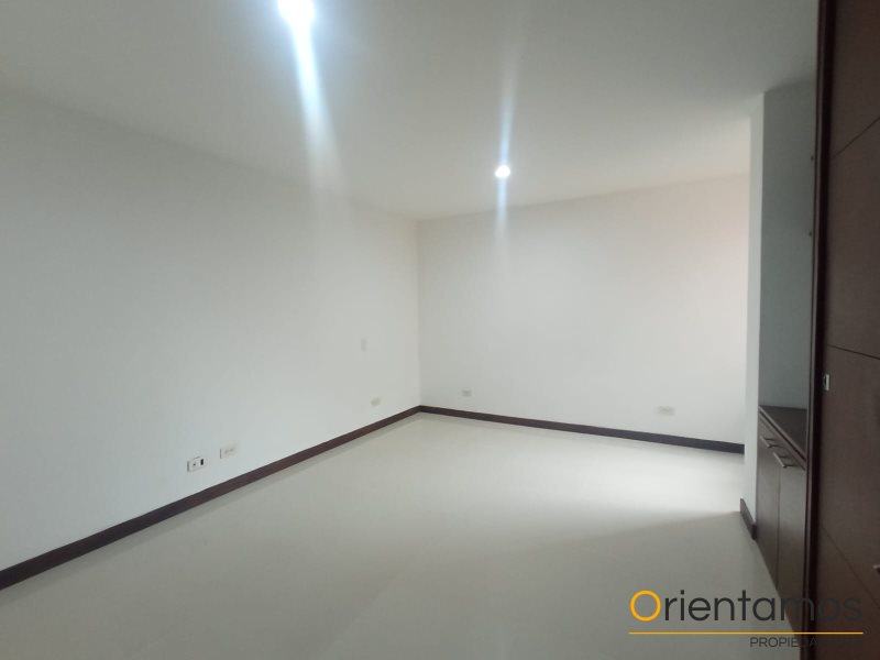 Apartamento disponible para el arriendo en Envigado el codigo es 20254 foto numero 22