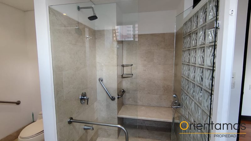 Apartamento disponible para el arriendo en Medellín el codigo es 20501 foto numero 25