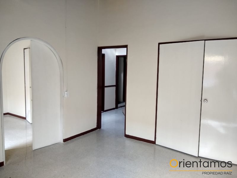 Oficina disponible para el arriendo en Medellín el codigo es 18825 foto numero 5