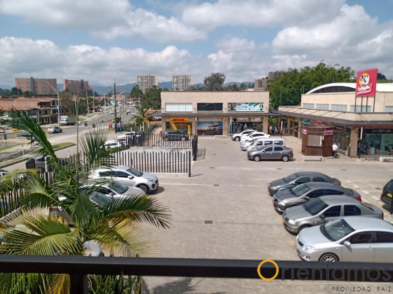 Oficina disponible para venta o arriendo en Rionegro el codigo es 17087 foto numero 4
