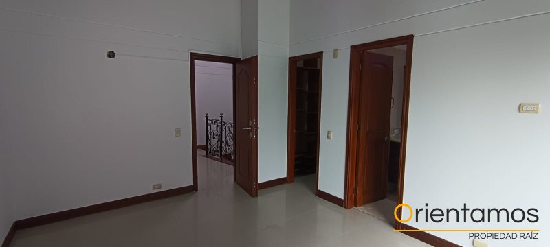 Casa disponible para el arriendo en Envigado el codigo es 19341 foto numero 17