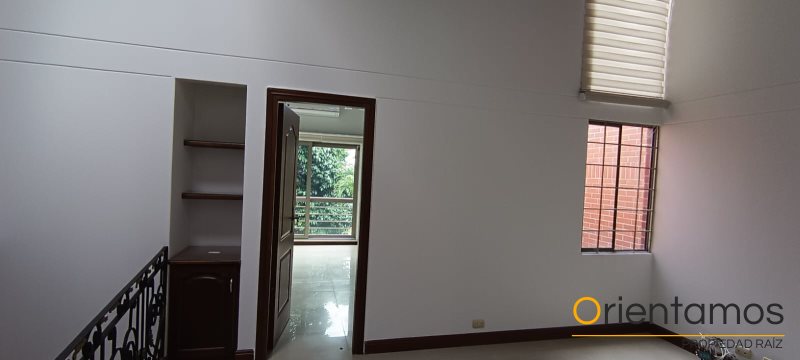 Casa disponible para el arriendo en Envigado el codigo es 19341 foto numero 19