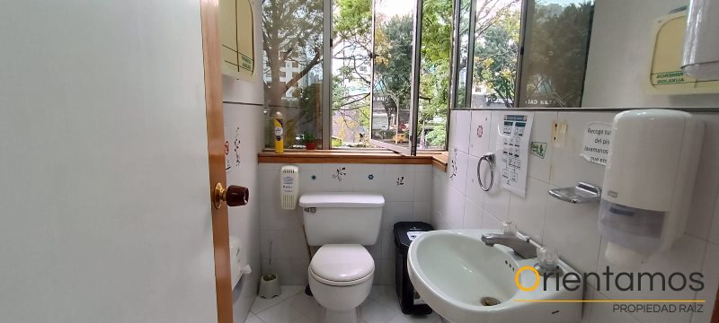 Oficina disponible para el arriendo en Medellín el codigo es 19166 foto numero 5