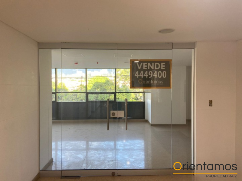 Oficina disponible para la venta en Envigado el codigo es 16895 foto numero 2