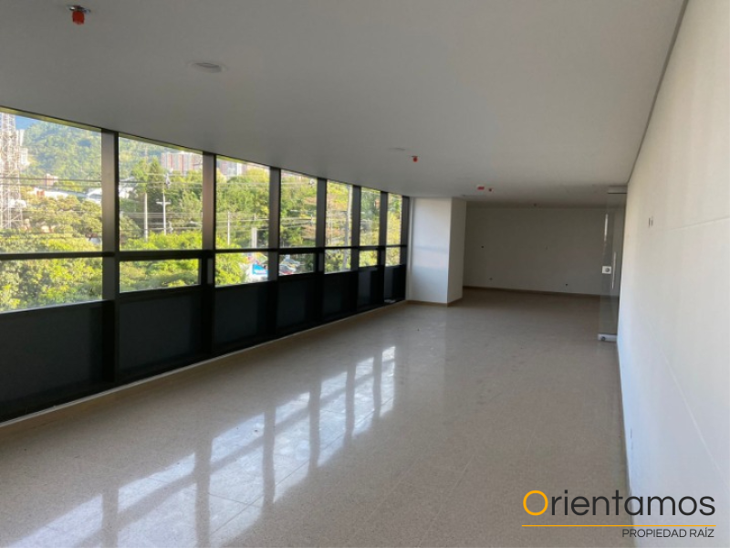 Oficina disponible para la venta en Envigado el codigo es 16895 foto numero 3