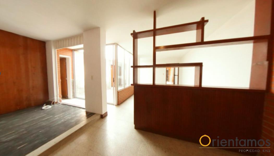 Casa disponible para la venta en Medellin el codigo es 10797 foto numero 3