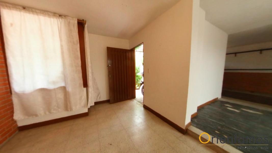 Casa disponible para la venta en Medellin el codigo es 10797 foto numero 2