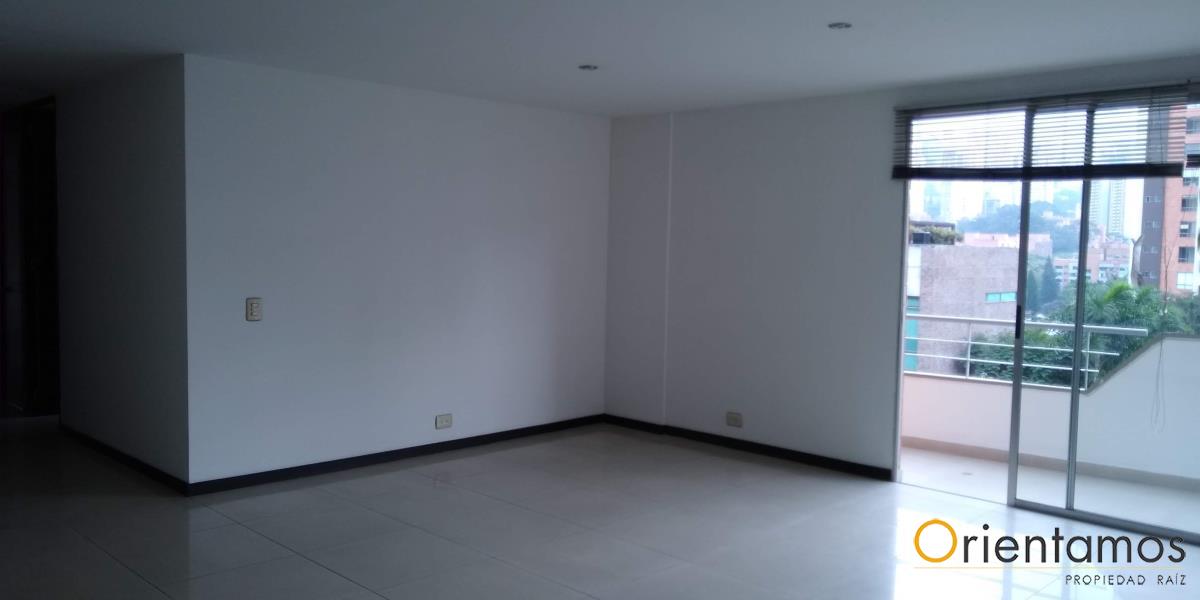 Apartamento disponible para la venta en Medellin el codigo es 1102 foto numero 3