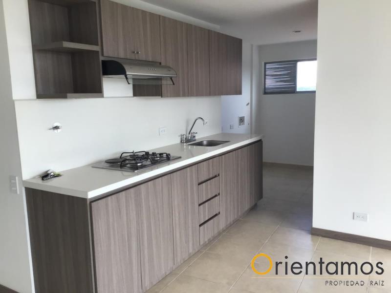Apartamento disponible para la venta en Rionegro el codigo es 15645 foto numero 4
