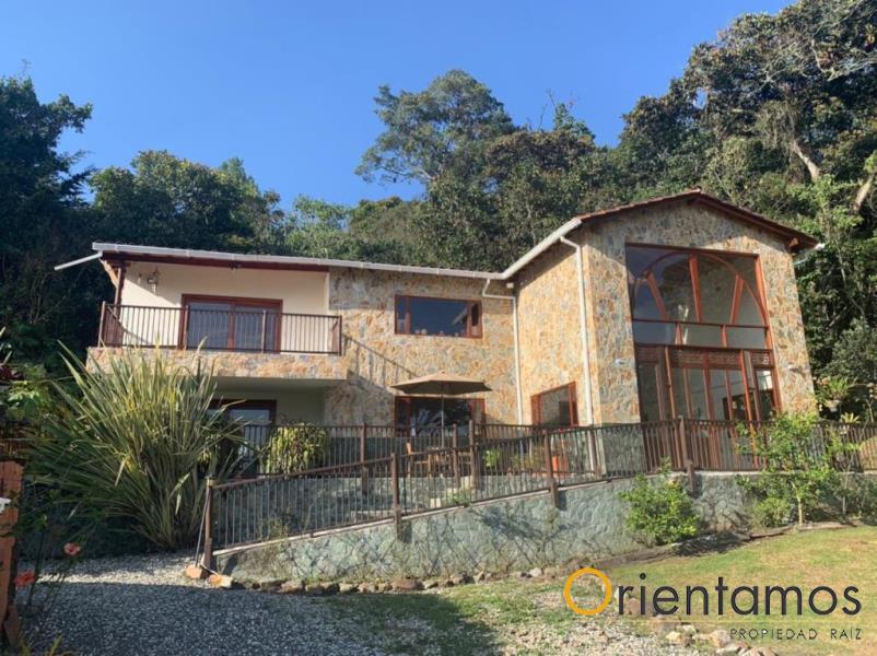 Finca disponible para la venta en El Retiro el codigo es 16520 foto numero 2