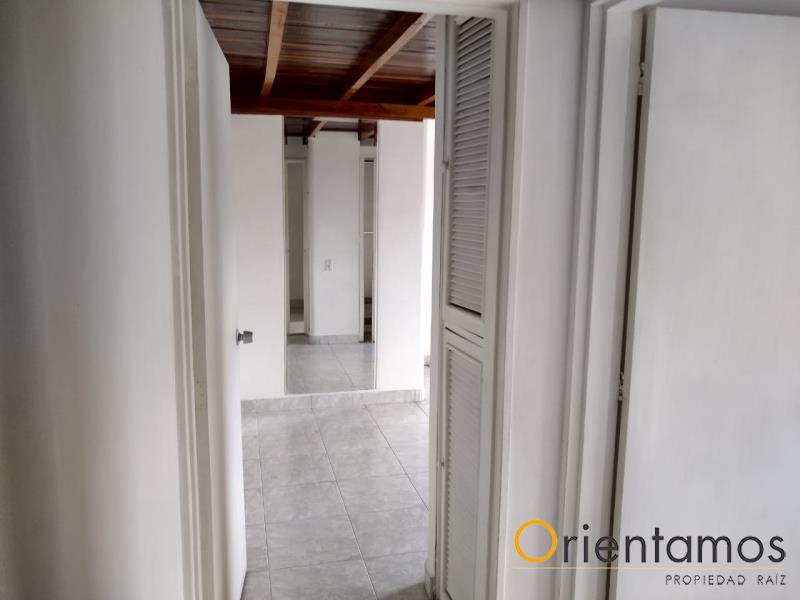 Apartamento disponible para el arriendo en Medellin el codigo es 16677 foto numero 8