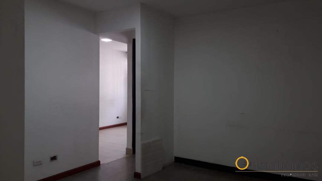 Local disponible para el arriendo en Medellín el codigo es 2155 foto numero 9