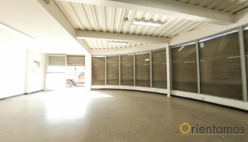 Local disponible para el arriendo en Medellín el codigo es 2155 foto numero 2